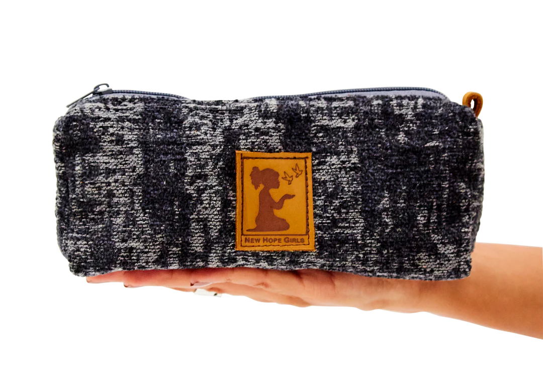 New Hope Girls Pouch (Dominican Republic)